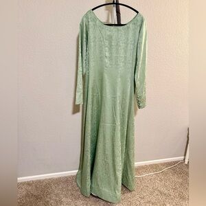 Elegant Green Long Sleeve Dress